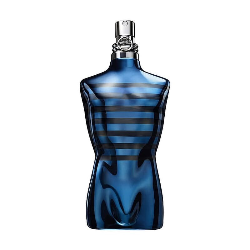 Le male in blue